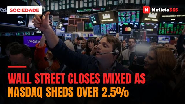 Wall Street Closes Mixed as Nasdaq Sheds Over 2.5%