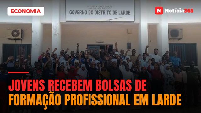 Jovens recebem bolsas de formação profissional em Larde